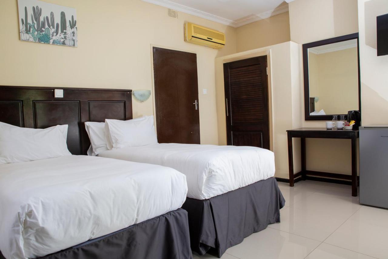 Zambezi Junction Lodge ليفينغستون المظهر الخارجي الصورة
