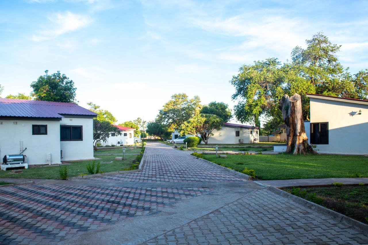 Zambezi Junction Lodge ليفينغستون المظهر الخارجي الصورة